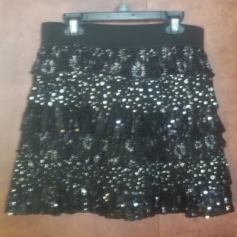 B2G1 SALE!  💕  Black Ruffled Sparkly Skirt - So - Size 16/XL